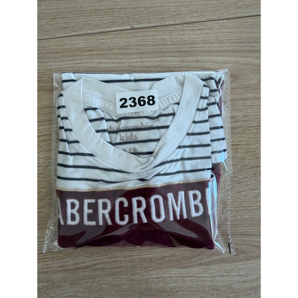 Abercrombie Kids Moose Long Sleeve Tee Girls 5 Burgundy Winter Holiday Cute - Picture 8 of 8